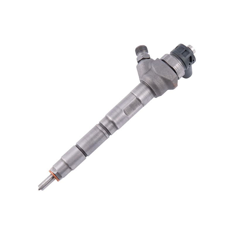 Yhteensopiva Bosch Diesel Fuel Injector 0445110646 - CRI 110 -sarjan Common Rail -suuttimen kanssa John Deere 7R / Case Puma -traktoreille (Euro III)